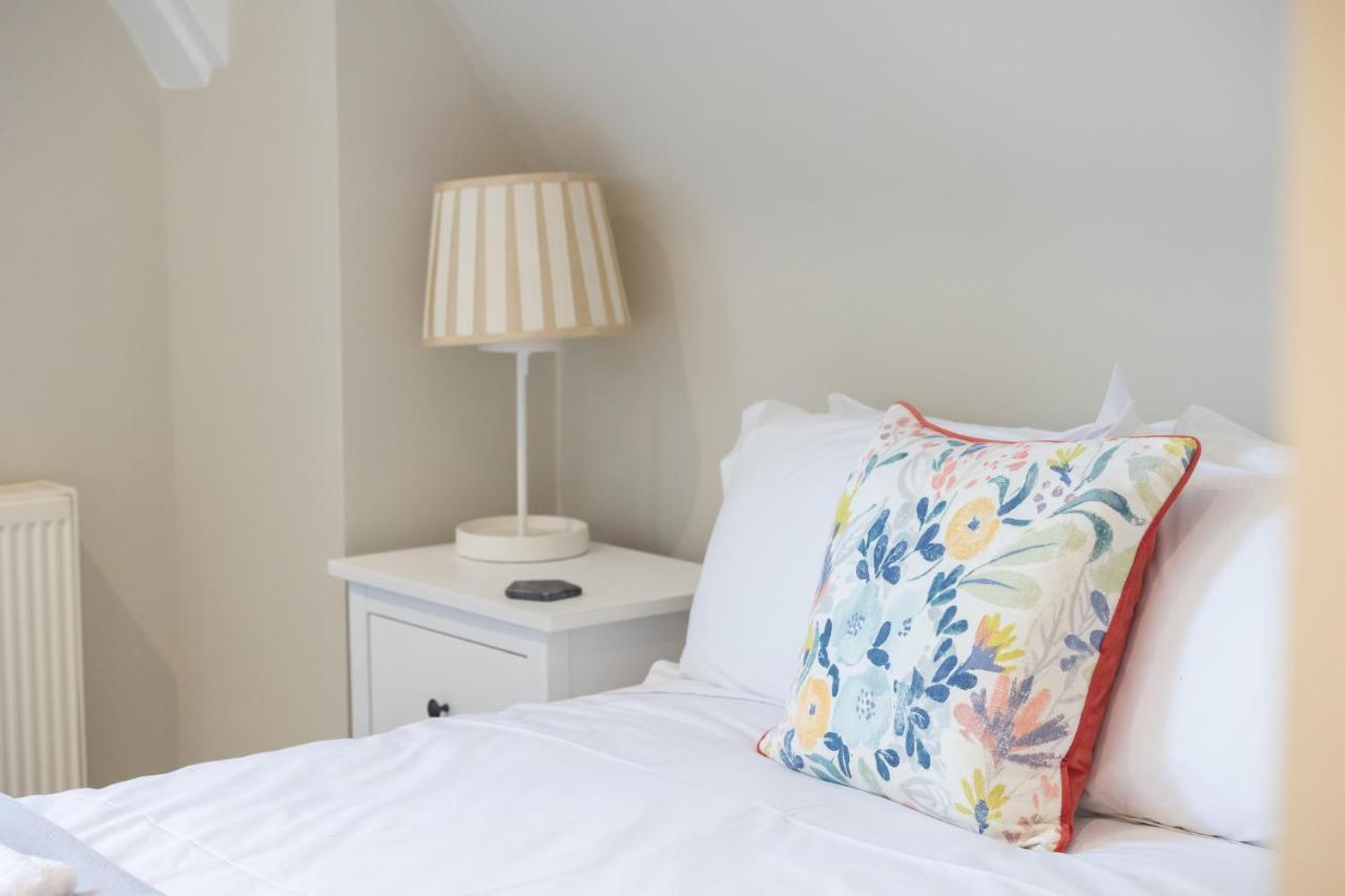 Ferienwohnung Spacious 3Br Victorian Cheltenham Loft Flat In Cotswolds - Free Parking Exterior foto